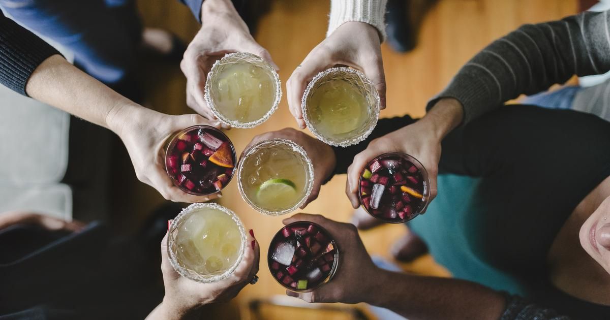 Mélanger les alcools : mythe ou réalité sur la gueule de bois ?