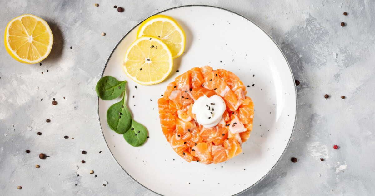 Éveillez vos papilles avec un tartare de saumon frais