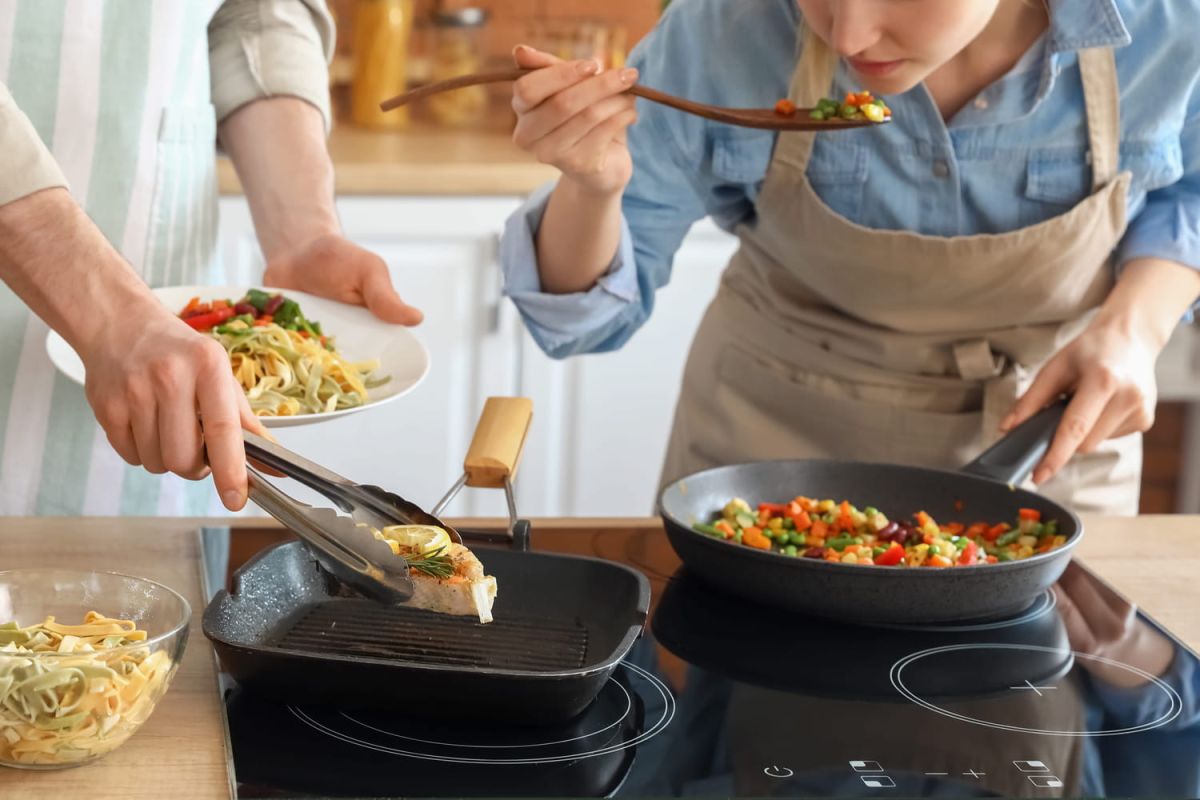 Une révolution dans vos cuisines : la poêle en nid d'abeille