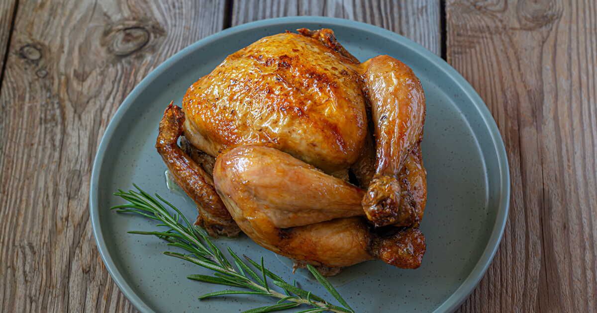 Le secret d'un poulet rôti croustillant et savoureux révélé