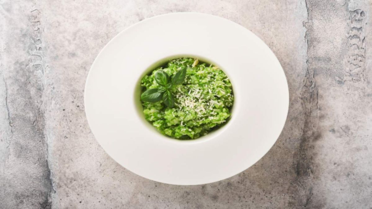 Un risotto au pesto et aux pommes de terre qui va régaler votre dimanche