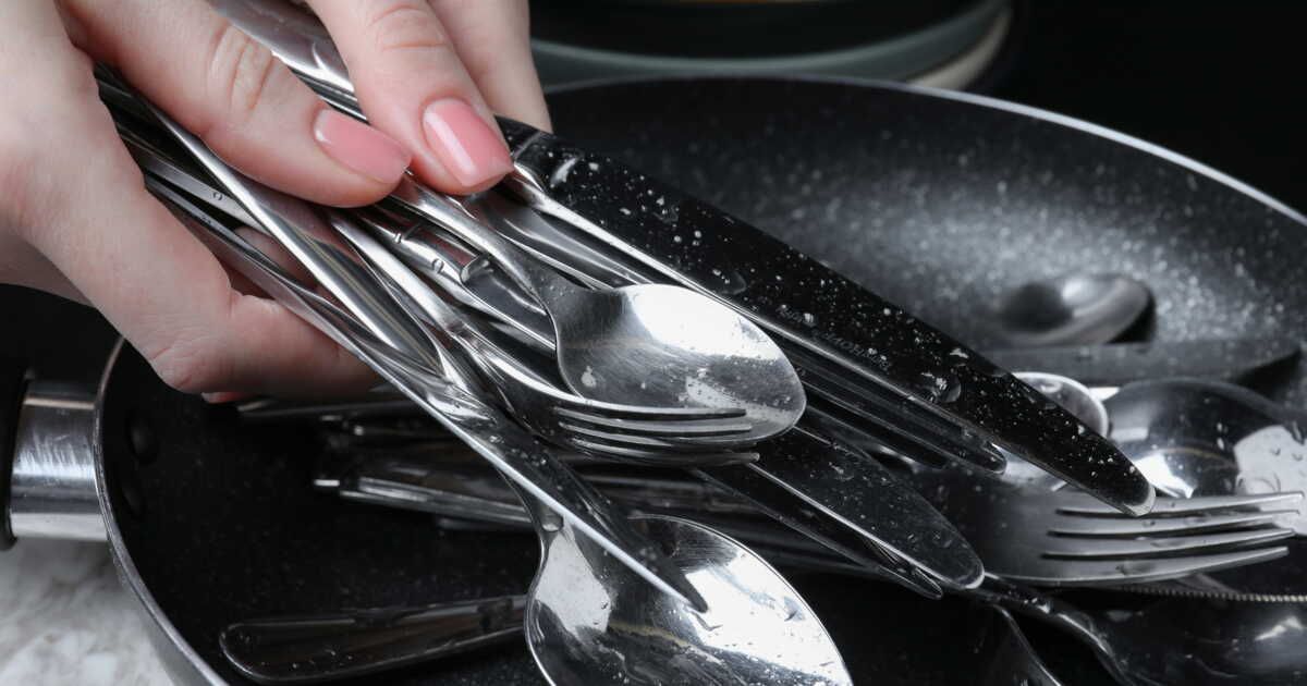 Ravivez l'éclat de vos couverts en inox : 5 astuces incontournables