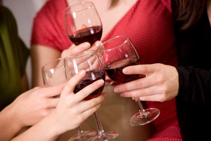 Les bienfaits insoupçonnés du vin rouge pour notre cœur