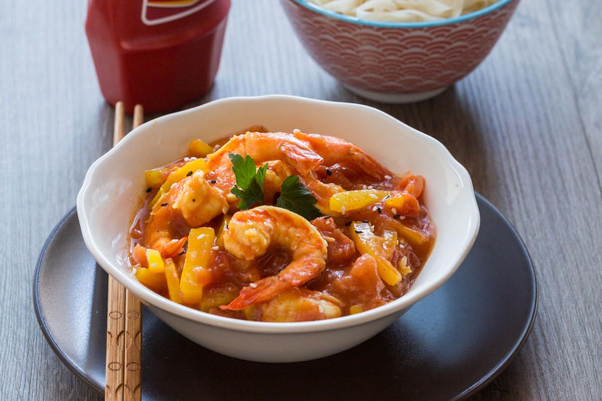 Crevettes sauce aigre douce au ketchup et à la mangue