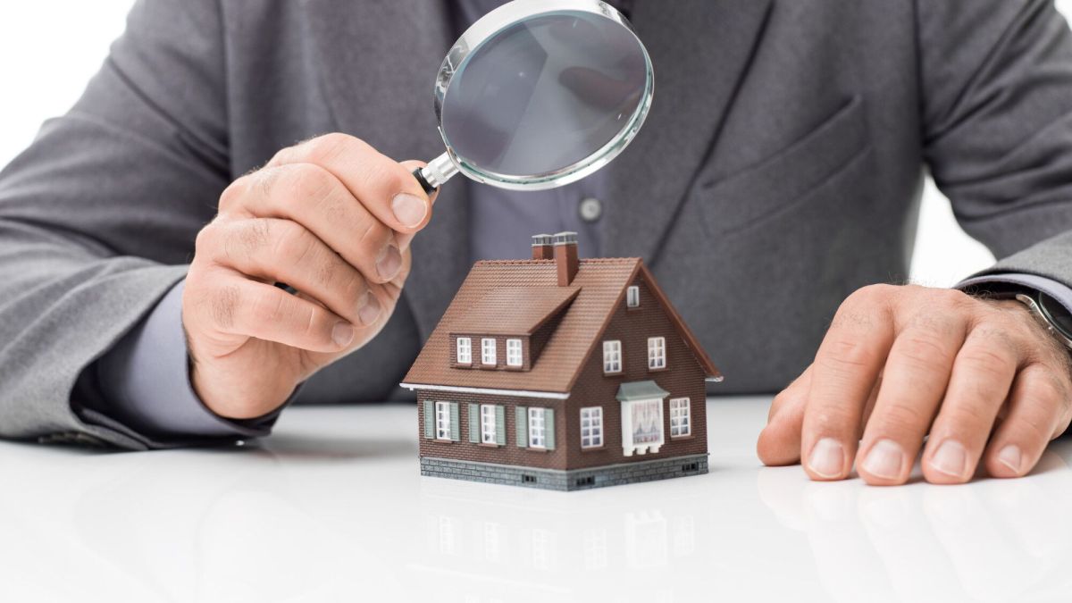 Bien choisir son diagnostiqueur immobilier : les clés pour réussir votre transaction