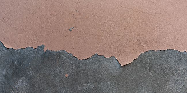 Solution pour une peinture qui s'écaille : conseils et astuces efficaces