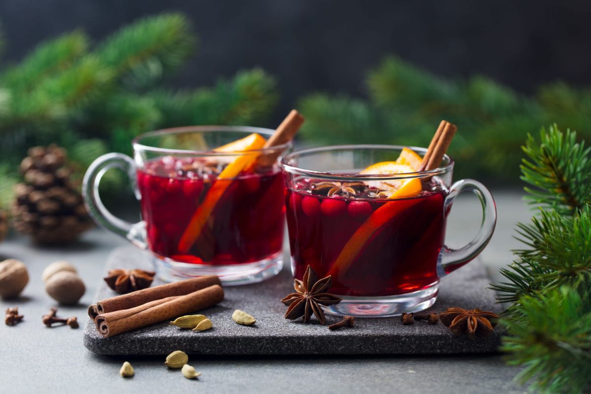 Préparez un vin chaud maison généreux et réconfortant