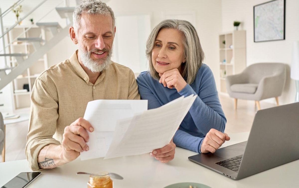 Vers une meilleure compréhension des frais liés aux PER et à l'assurance-vie
