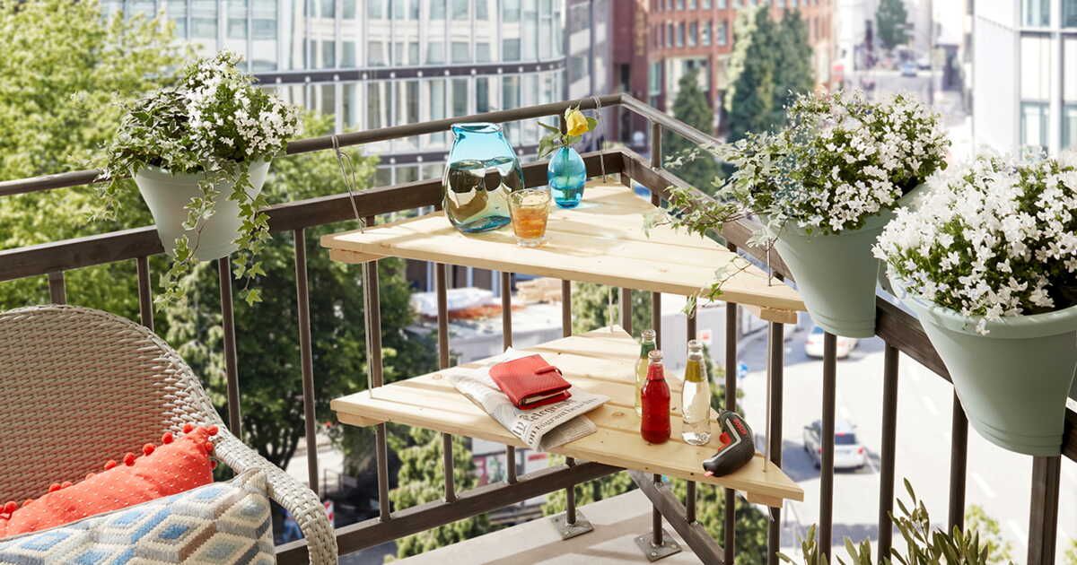 Transformer votre balcon : créez une table d'angle sur mesure