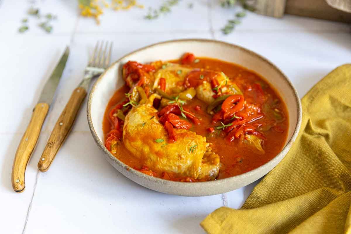 Découvrez le poulet basquaise au Cookeo : une recette savoureuse et rapide