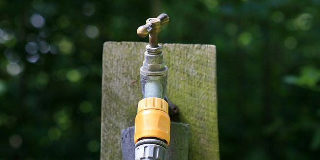 Guide pratique pour choisir et installer votre robinet extérieur