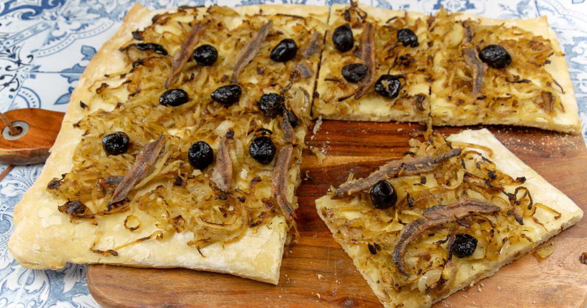 Stéphanie Le Quellec partage sa recette de pissaladière pour régaler petits et grands