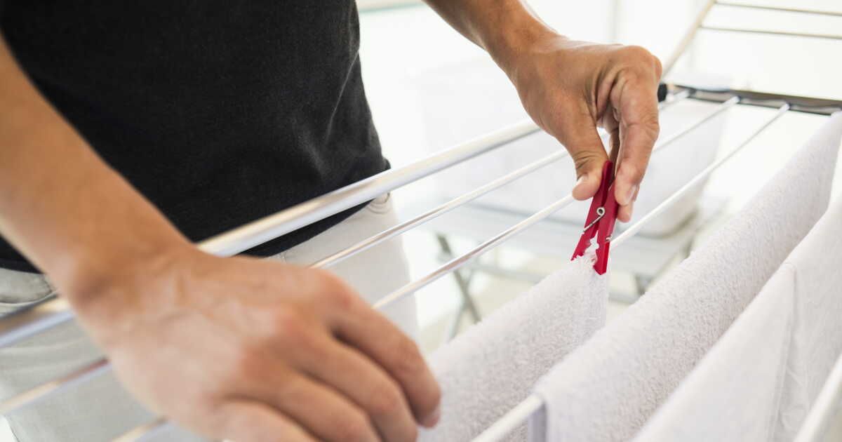 Nos astuces pour étendre et sécher le linge dans un petit appartement