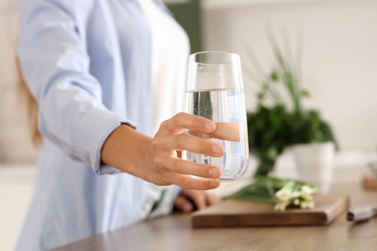 Quand boire de l'eau ? Les conseils d'une experte pour votre santé urinaire