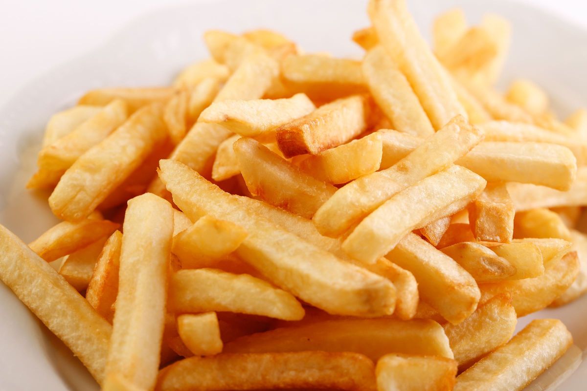 un adolescent condamné à l'obscurité à cause de sa passion pour les frites